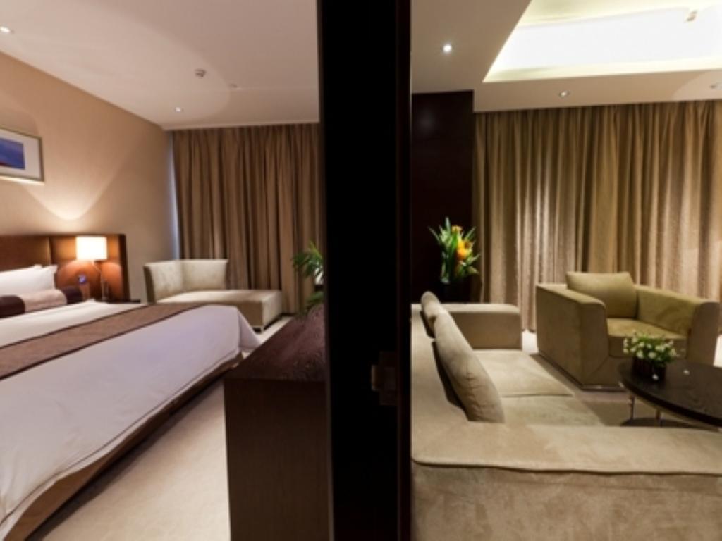 Huaqiao  Jiazheng International Energy Hotel מראה חיצוני תמונה